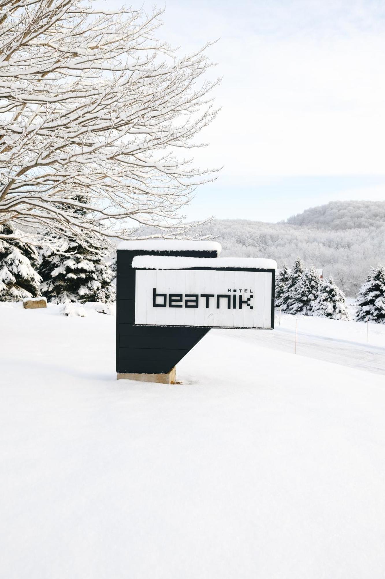 Beatnik Hotel Bromont Zewnętrze zdjęcie